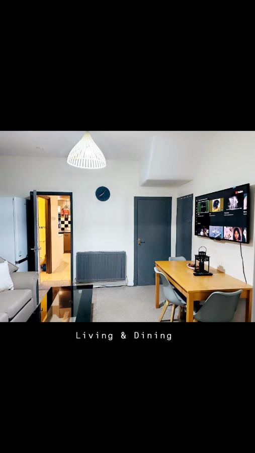 2 Bedroom Double Bed In East لندن المظهر الخارجي الصورة
